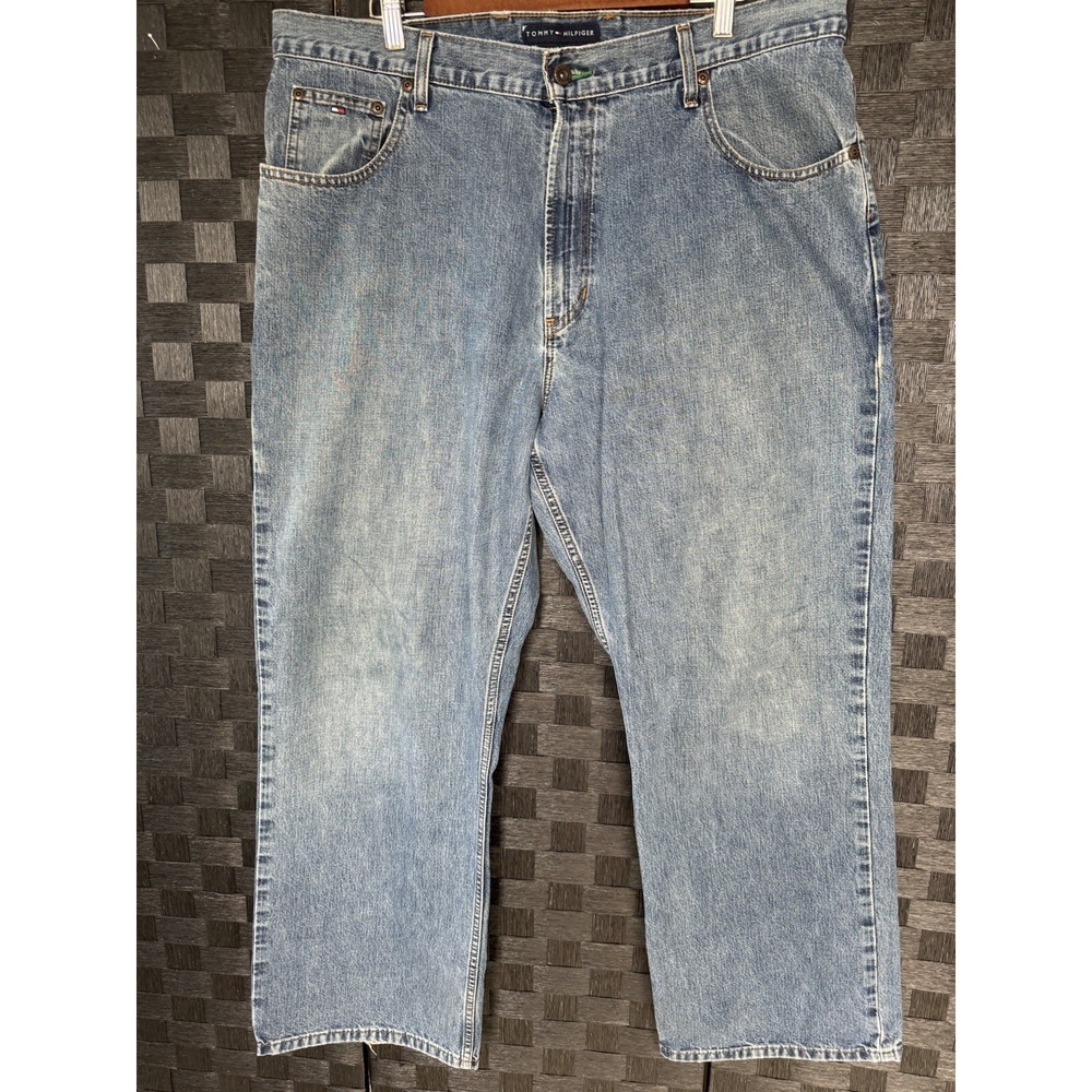 Tommy Hilfiger Mens Jeans 38 x 30 Loose Fit Medium Wash 07/06